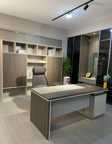 不会吧,霸道总裁竟然用这款办公桌